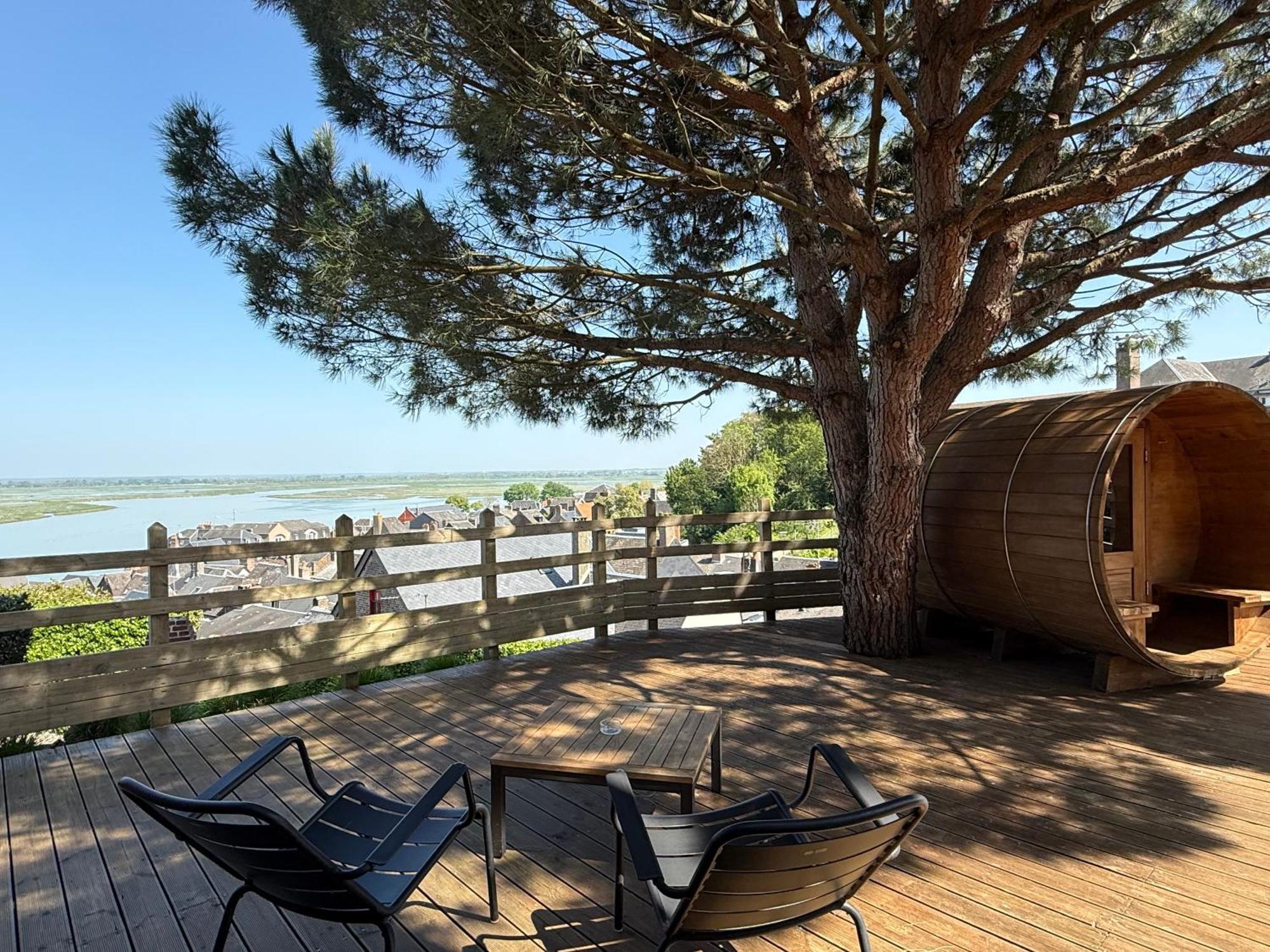 King Suite Sea View